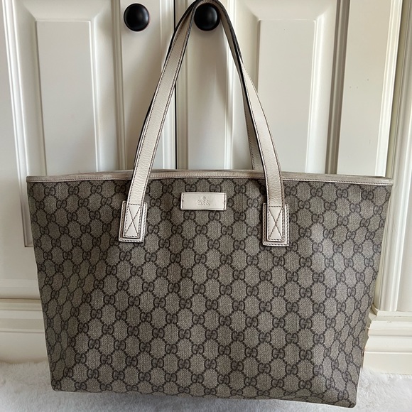 🚫SOLD🚫 Authentic Gucci Monogram Tote - Picture 1 of 15